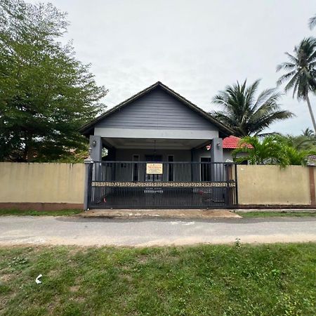 Relaxs Homestay Kota Bharu Ngoại thất bức ảnh
