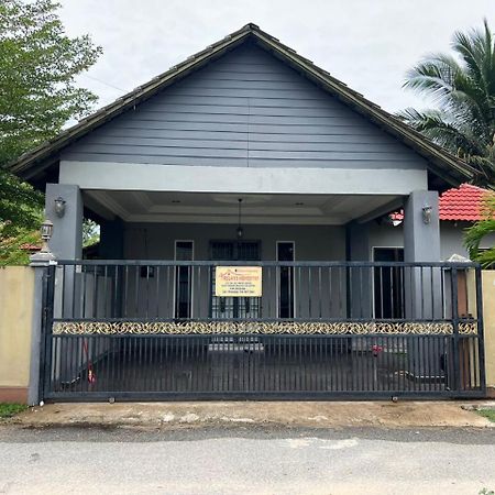 Relaxs Homestay Kota Bharu Ngoại thất bức ảnh